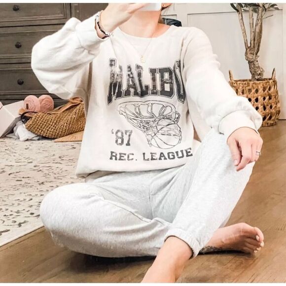 Ascot & Hart Malibu Sweatshirt - Picture 1 of 7